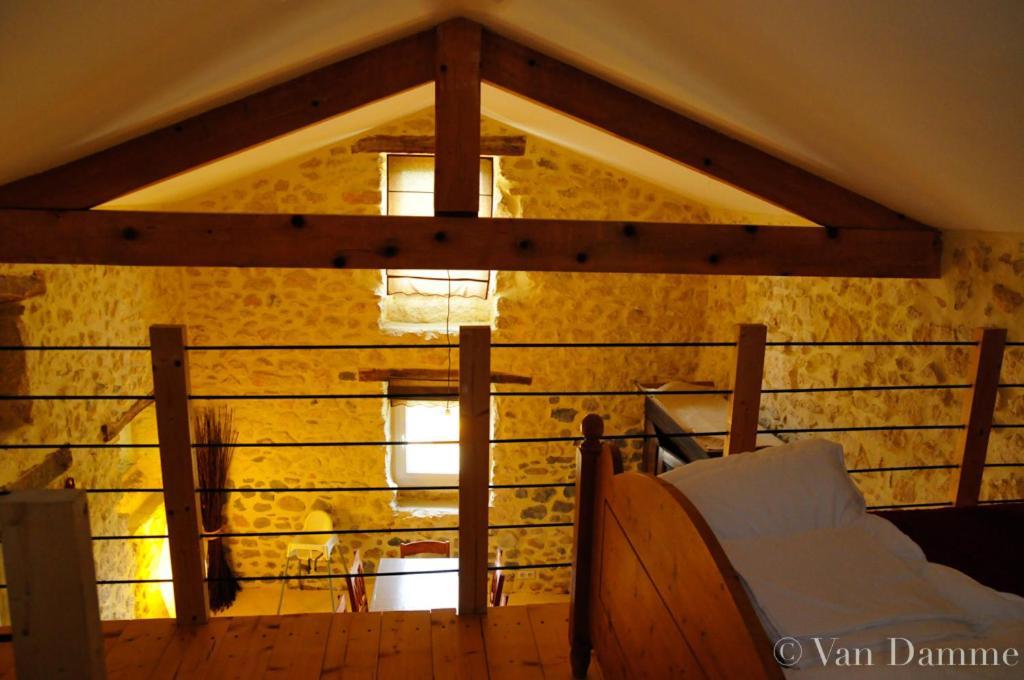 Gites Du Domaine Des Dames Vallon-Pont-d'Arc Exterior photo