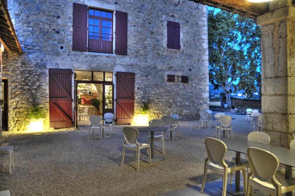 Gites Du Domaine Des Dames Vallon-Pont-d'Arc Room photo