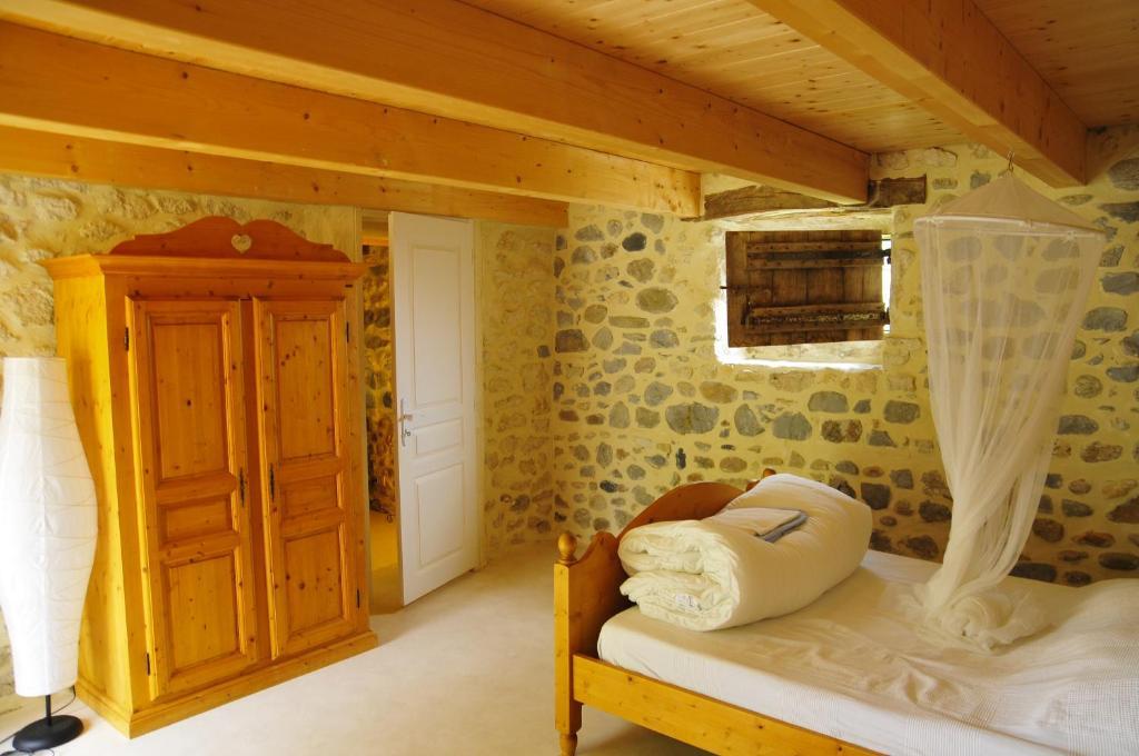 Gites Du Domaine Des Dames Vallon-Pont-d'Arc Room photo